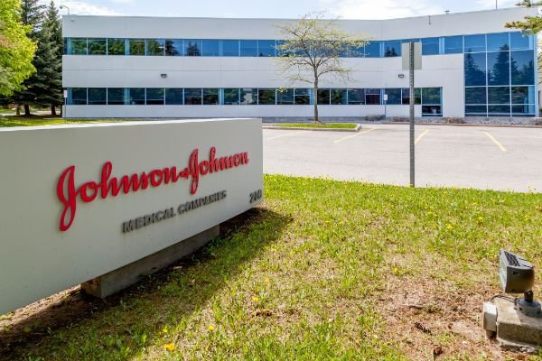 Oregon AG Sues Johnson Johnson Over Pelvic Mesh Concerns